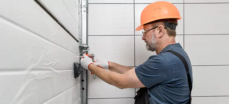 Garage Door Repair in Fleming Island