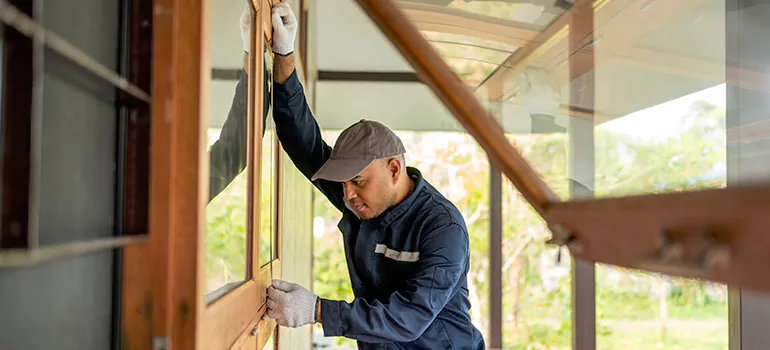 Double Hung Vinyl Window Sash Replacement in Fleming Island, FL